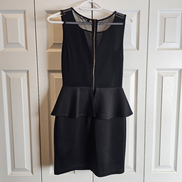 Black see-through back dress - Picture 2 of 2